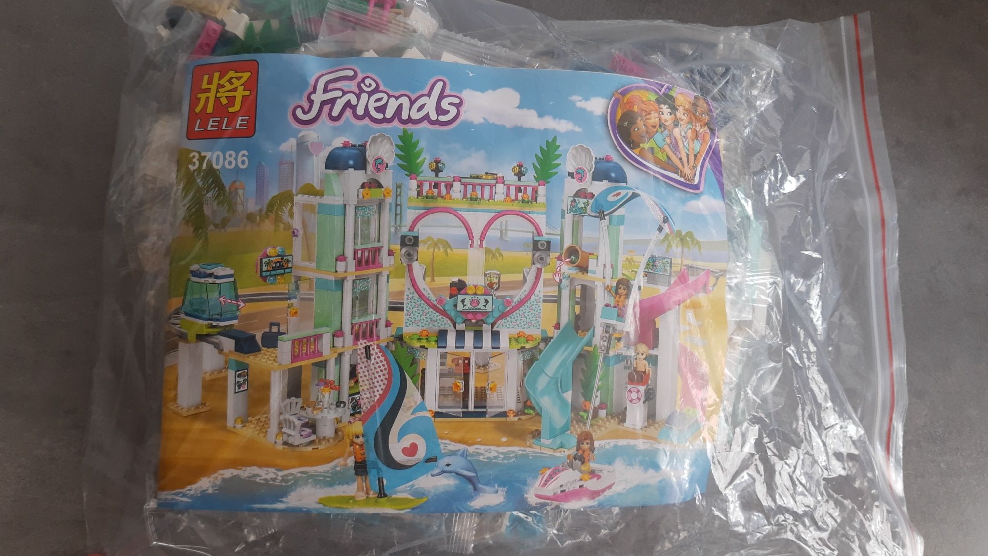 NoweKlocki LEGO Friends Kurort w Heartlake( klocki chińskie)