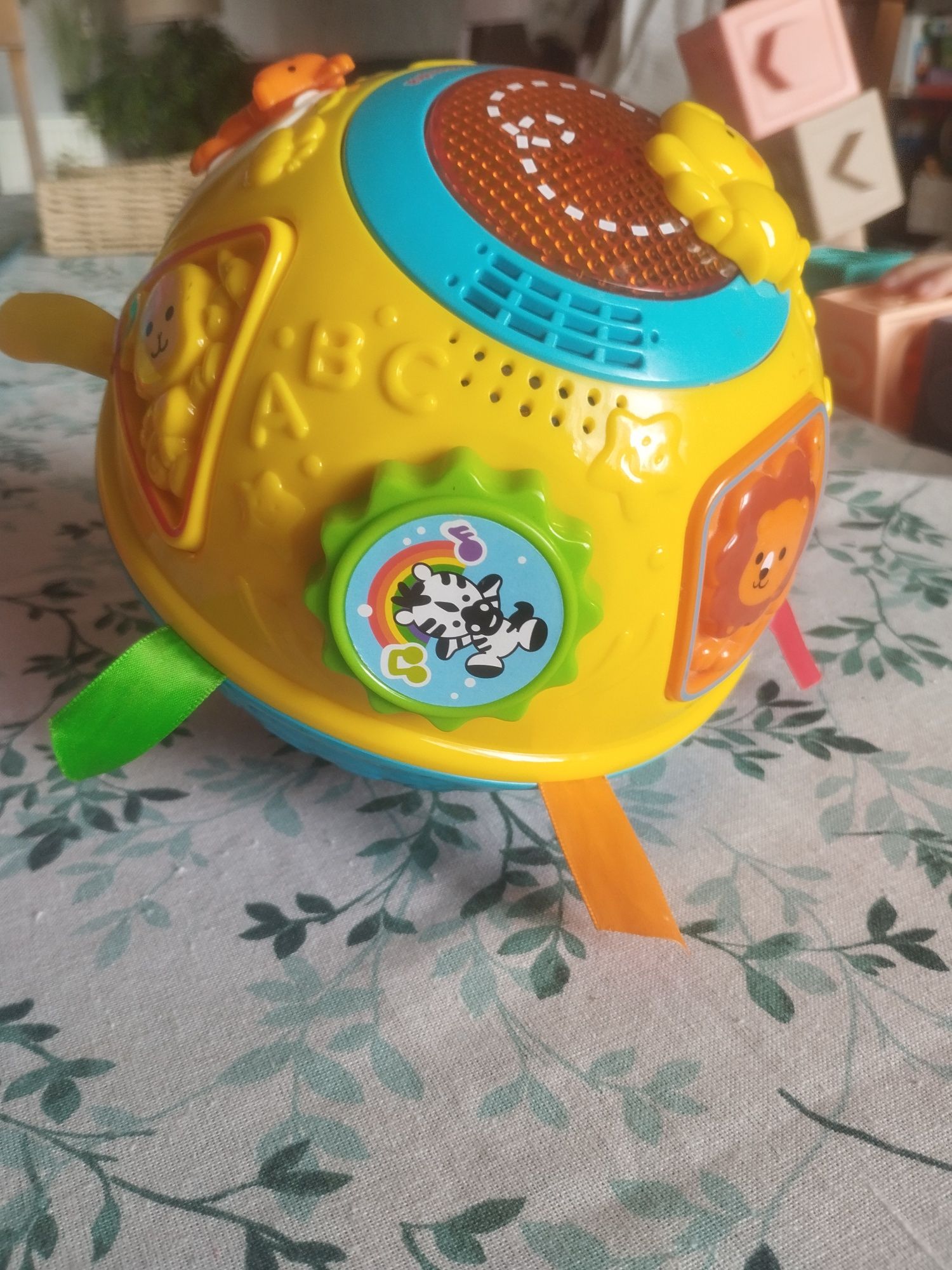 Kula małego smyka vtech