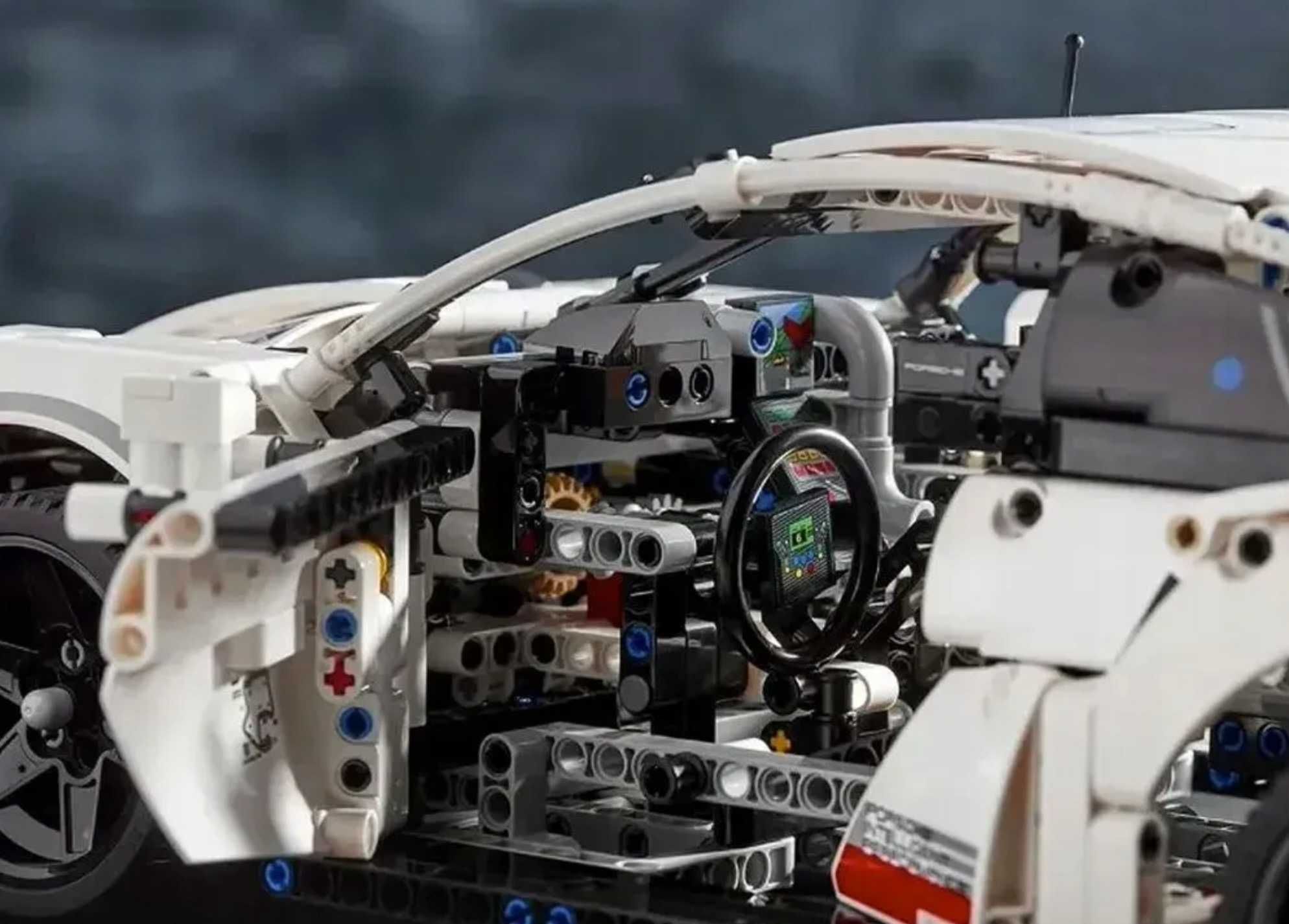 Zestaw klocków jak Technic Porsche 911 RSR – klocki samochód 1630 el.
