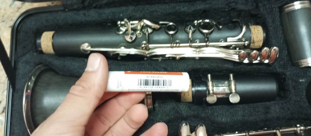 Clarinete semi novo