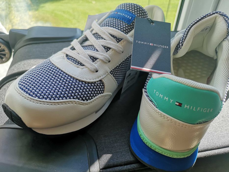 TOMMY HILFIGER Sneakersy, Nowe
