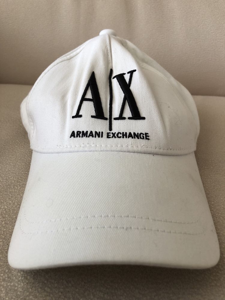 Кепки от Armani Exchange,унисекс