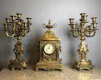 Relógio mesa corda e par de candelabros Napoleão III