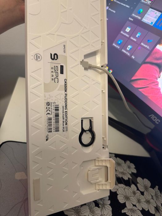 Klawiatura mechaniczna SPC GEAR GK650k biała Omnis Kailh Blue Onyx