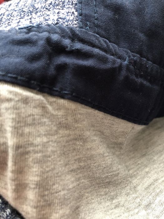 Calças em azul marinho, para menino tam.6/7anos