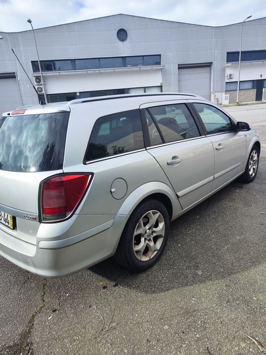 Vendo Opel Astra H 1.7 cdti Caravan Cosmo ( Motor Isuzu)