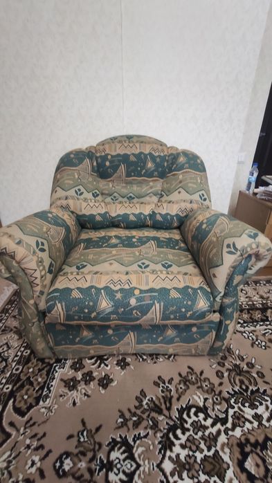 Продам крісло розкладне, б/у, як нове, в наявності 2шт