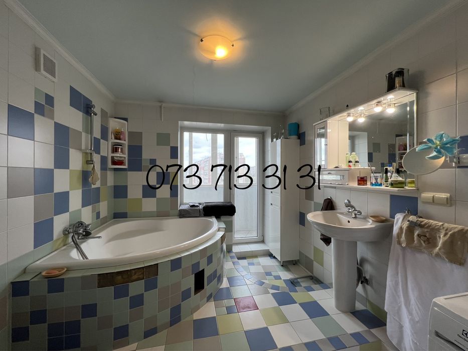 МЕНЬШЕ 500$/м2! Продам 2-уровневую 3 к. квартиру 135м Клочковская 105а