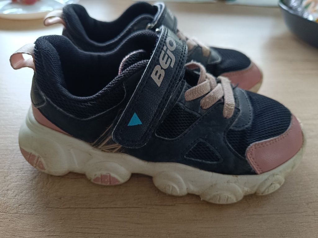 Adidasy Bejo dla dziewczynki