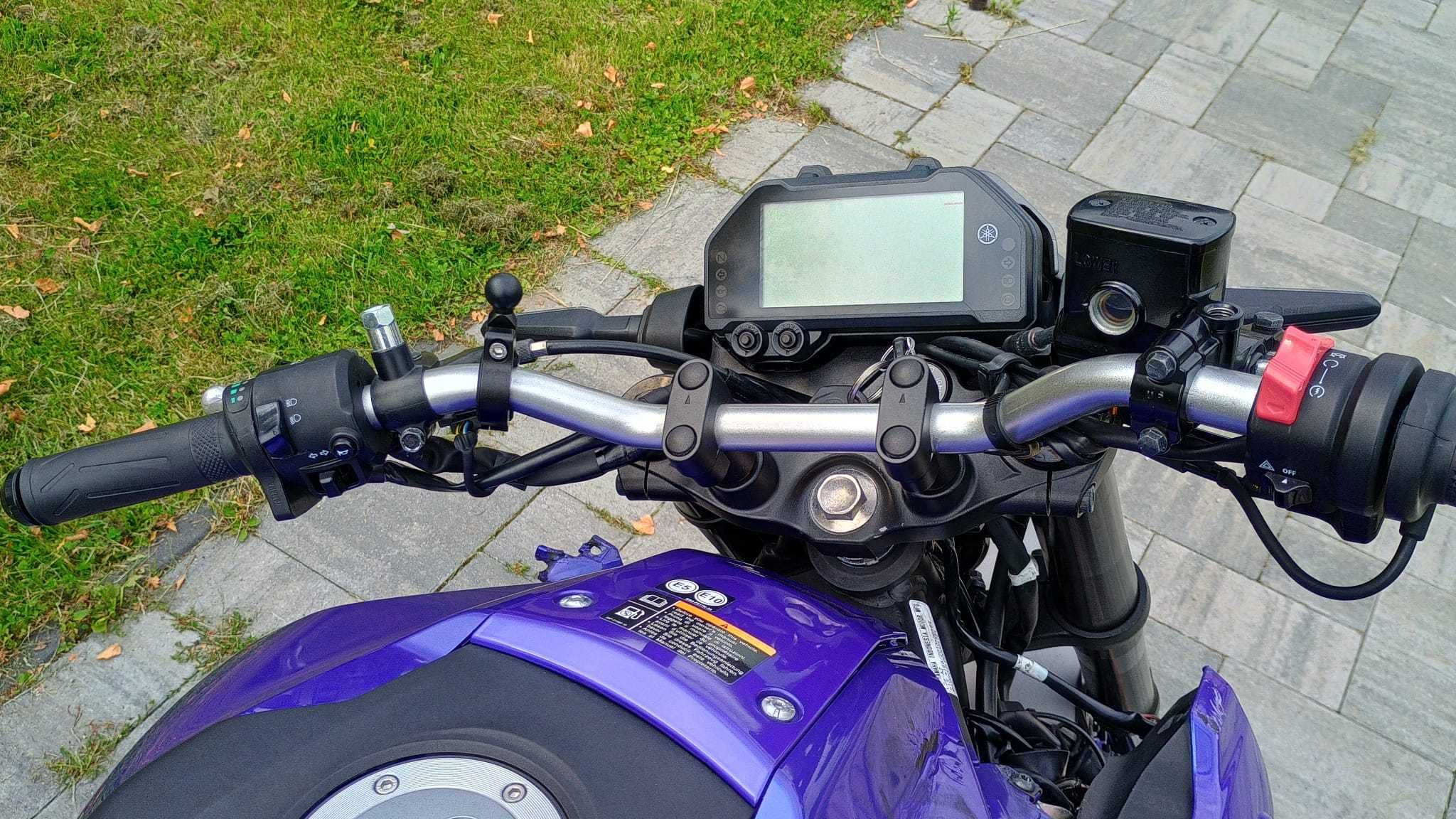 YAMAHA MT03 300 MT 03 KAT A2 r3 cbr ninja 400