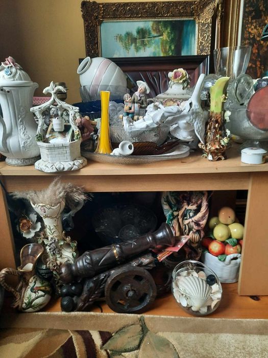 Obrazy wazy  figurki