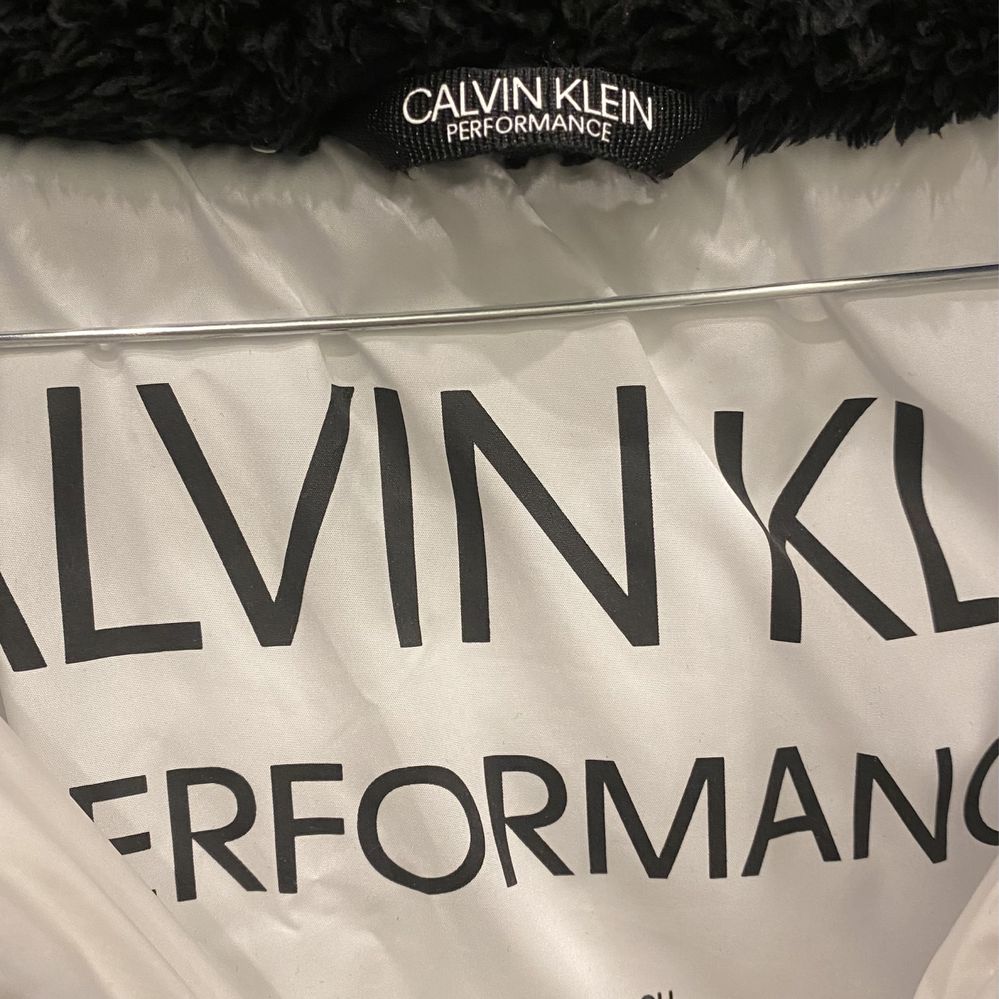 Куртка женская Calvin Klein оригинальная