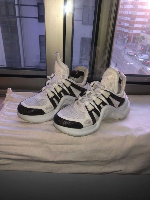 SAPATO ORIGINAL esportivo Louis Vuitton Archlight tamanho  35