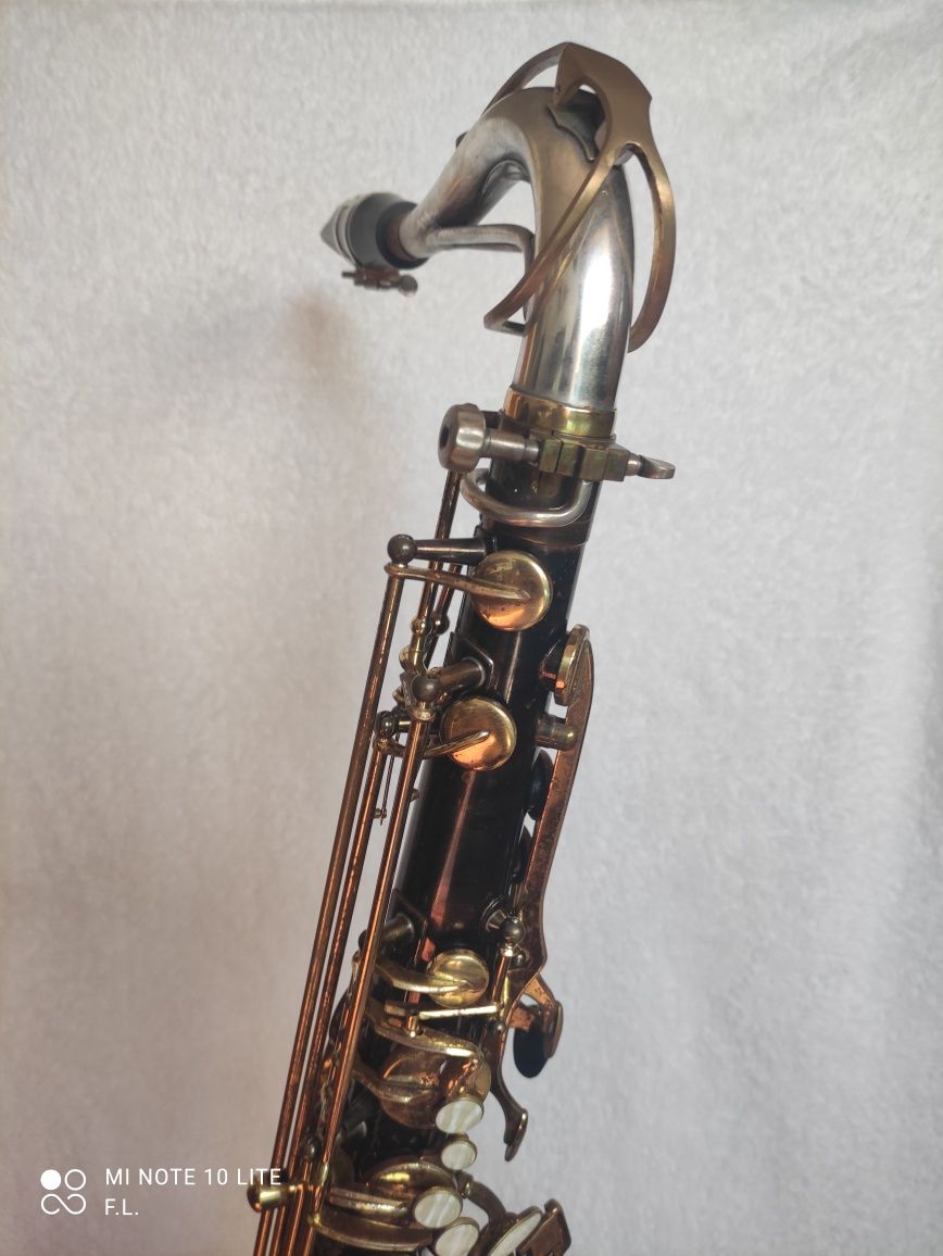 Saxofone tenor raro