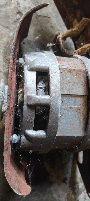 Двигатель от стиральной машины