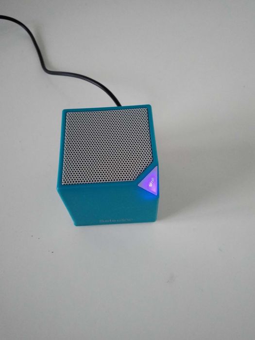 Bluetooth динамік Куб синій робочий колонка