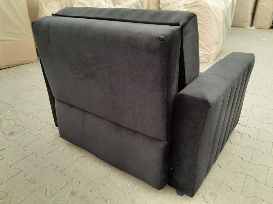 Sofa  jednoosobowa nowa .