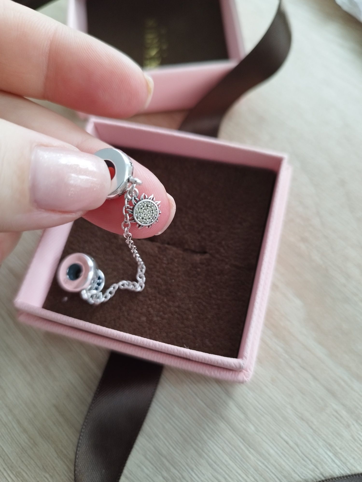 Zawieszka charms do bransoletki pandora stoper