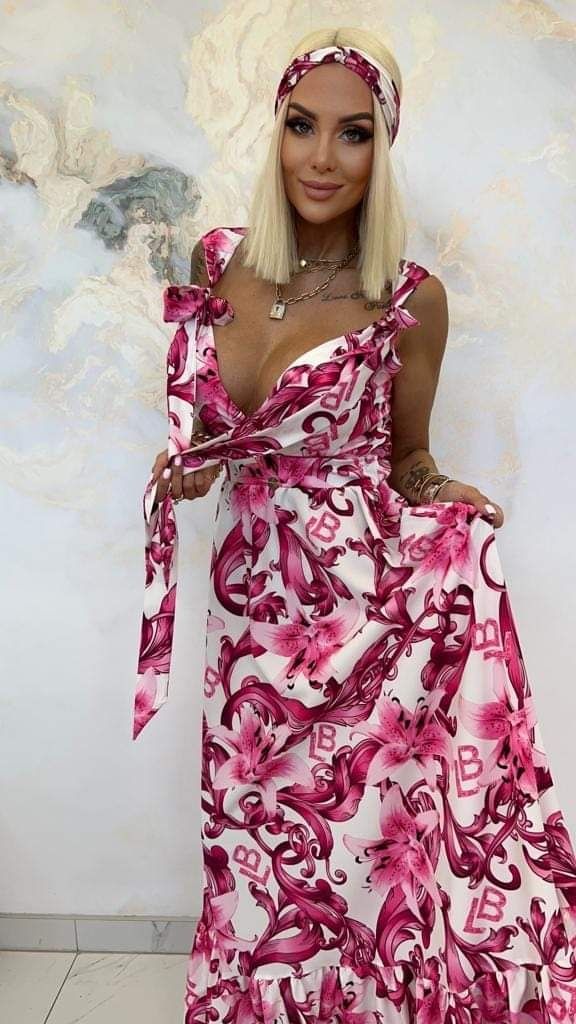 Elegancka sukienka maxi dekolt dwa kolory logo Lola bianka