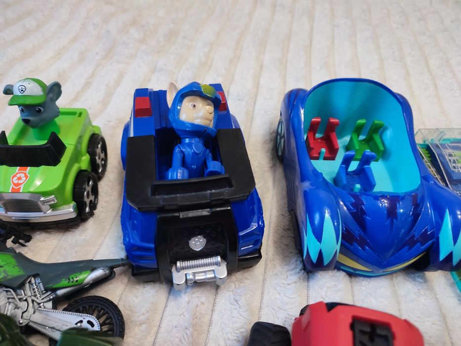 Продам машинки дитячі танк робот екскаватор гонщик