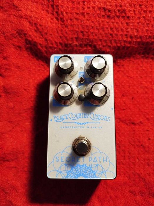 efekt gitarowy Black Country Customs Laney Secret Path