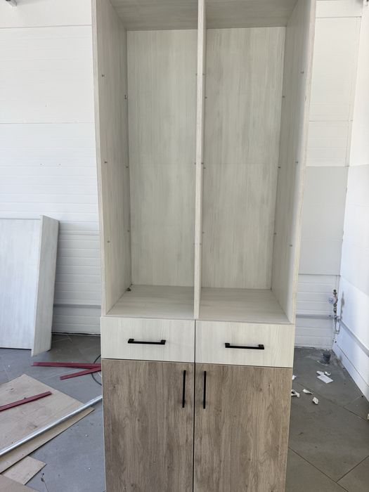 Шкаф дзеркало перукарський офісний