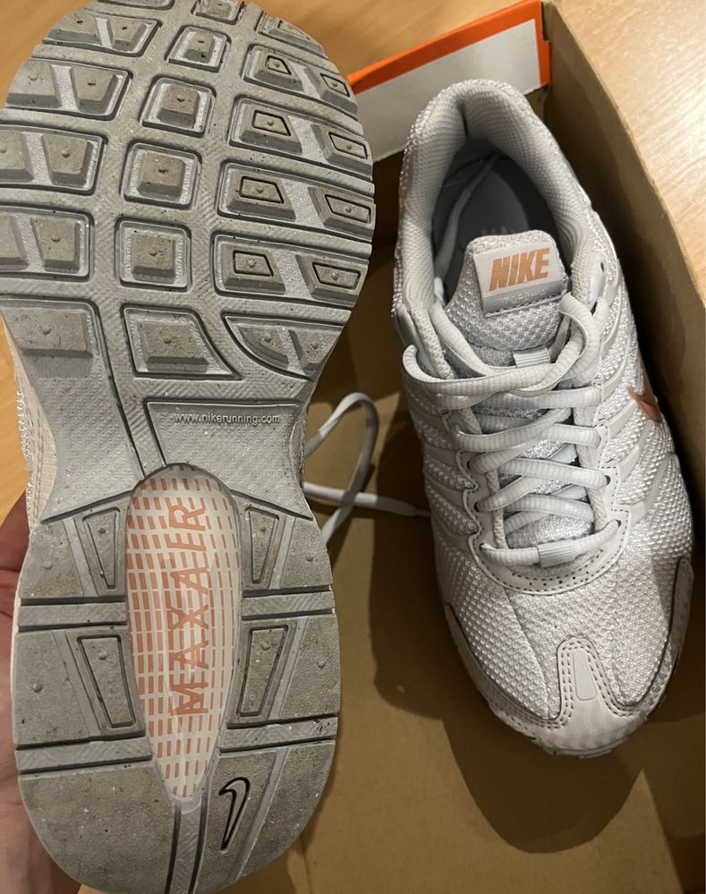 Ténis Nike despachar
