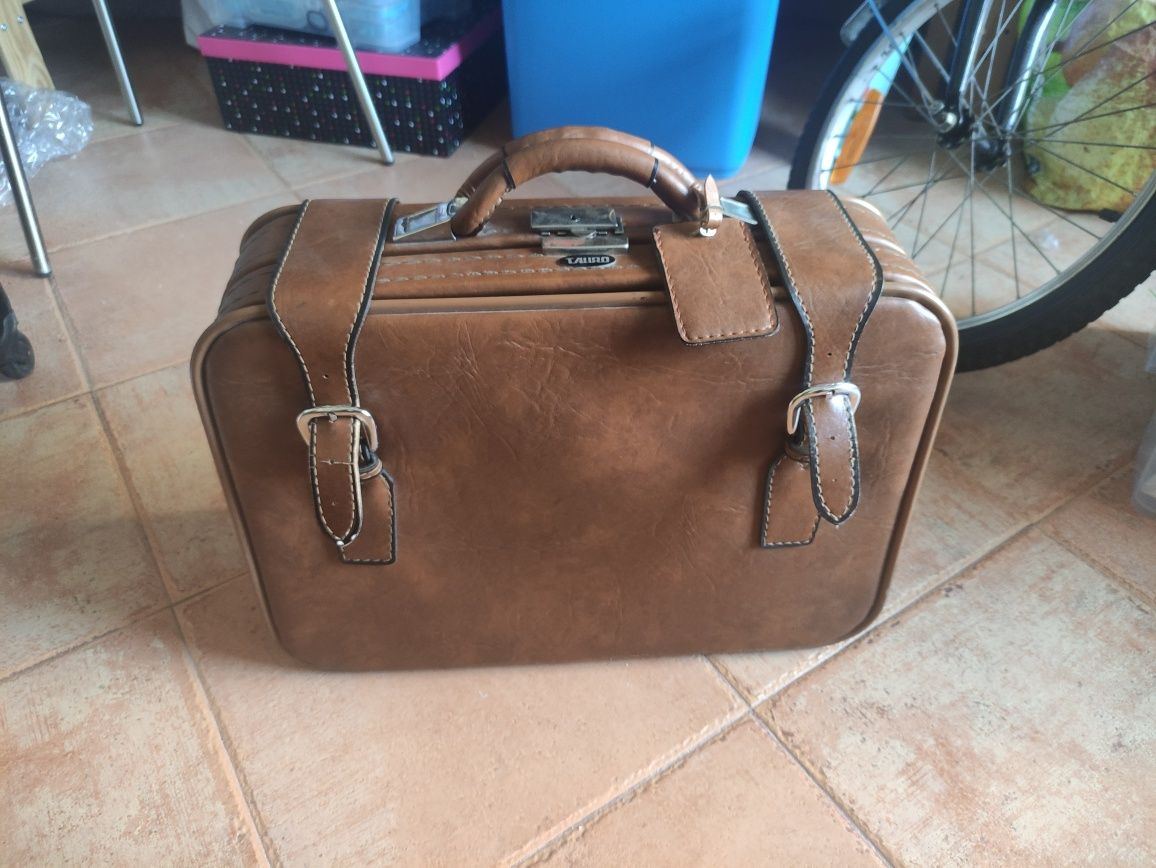 Mala de viagem Da TAURO