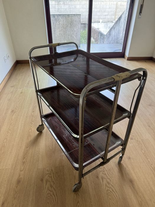 Carrinho de Cha antigo