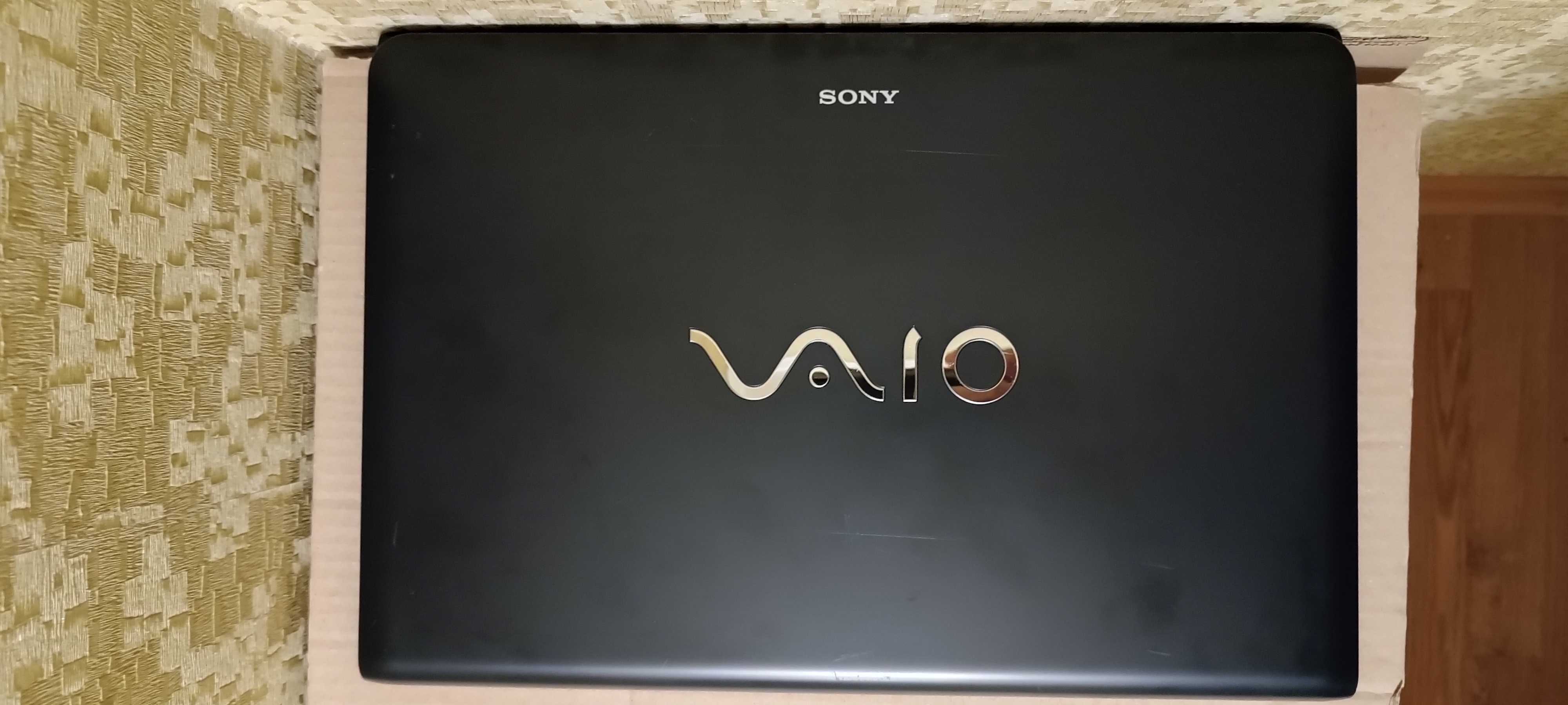 Ноутбук (Экран 17.3") Sony Vaio SVE171B11M