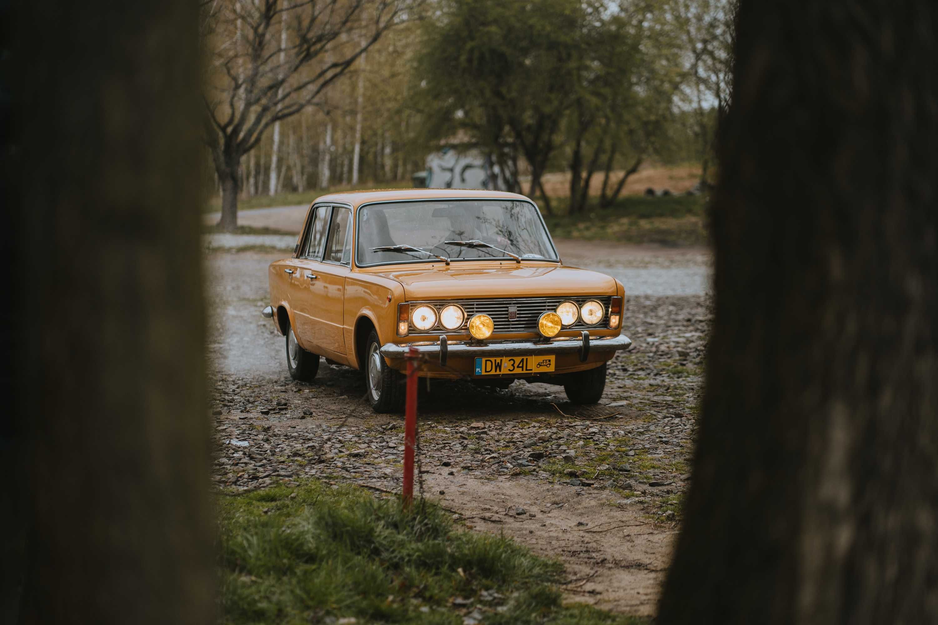 Fiat 125p na sesję do ślubu klasyk Wrocław Dolnośląskie