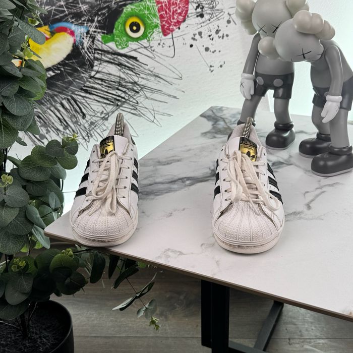 Дитячі кросівки шкіряні Adidas Superstar 34 розмір E165