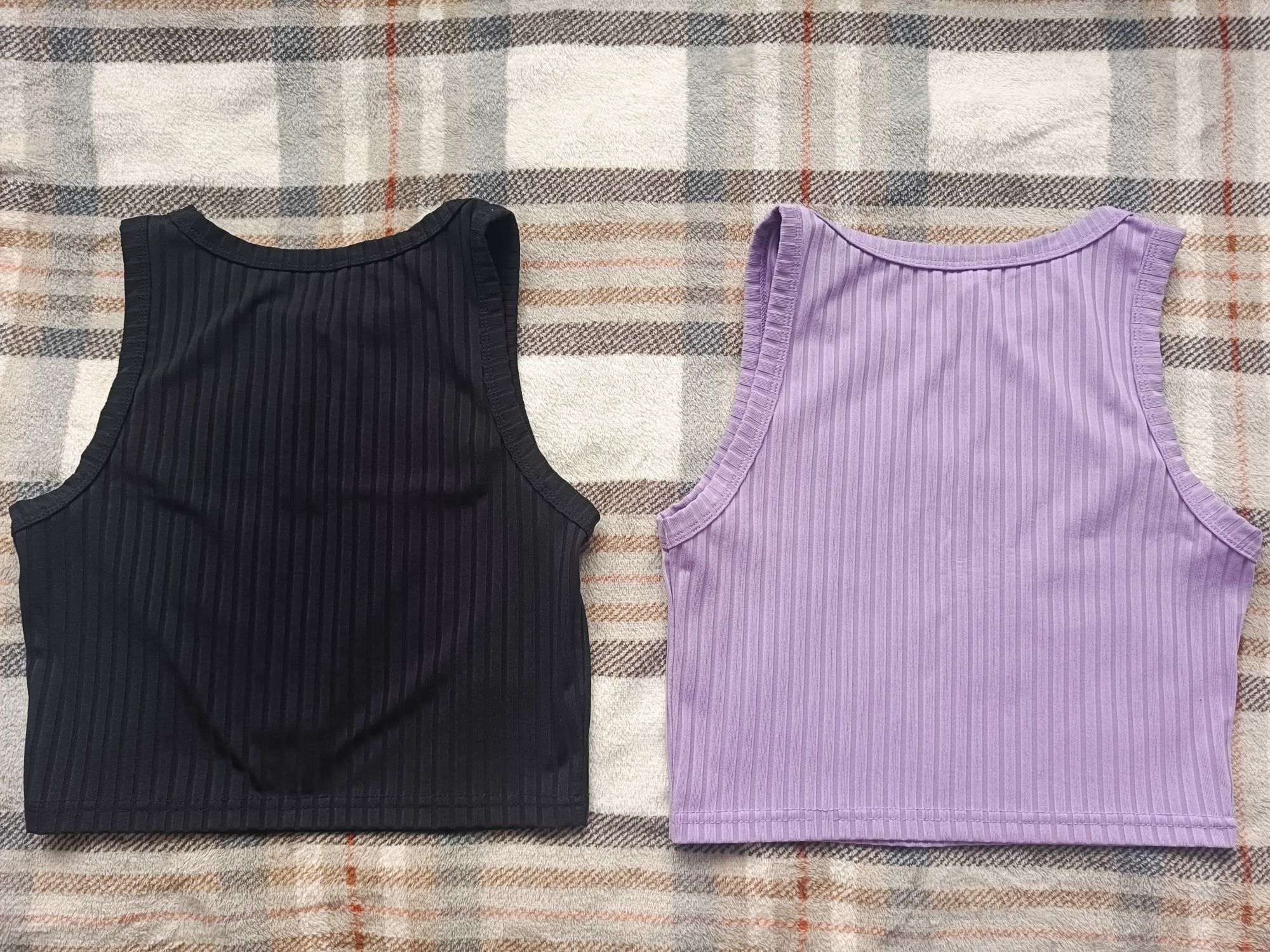 Koszulka crop top