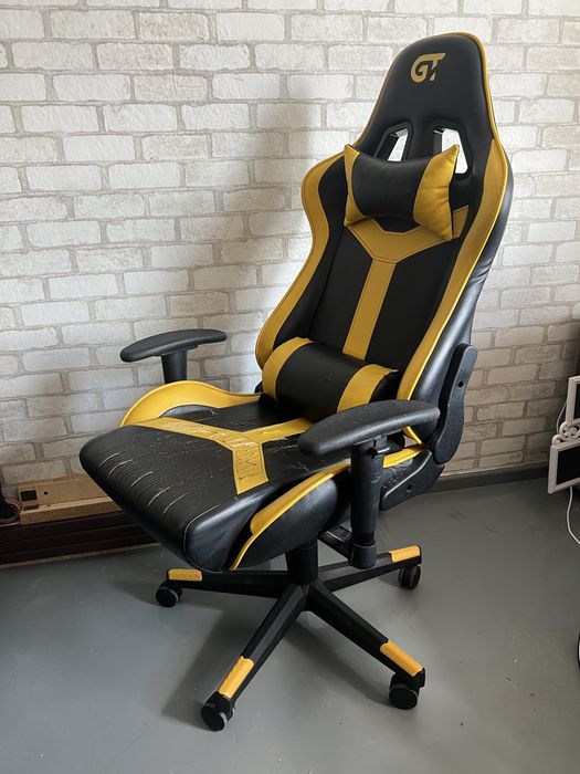 Крісло геймерське