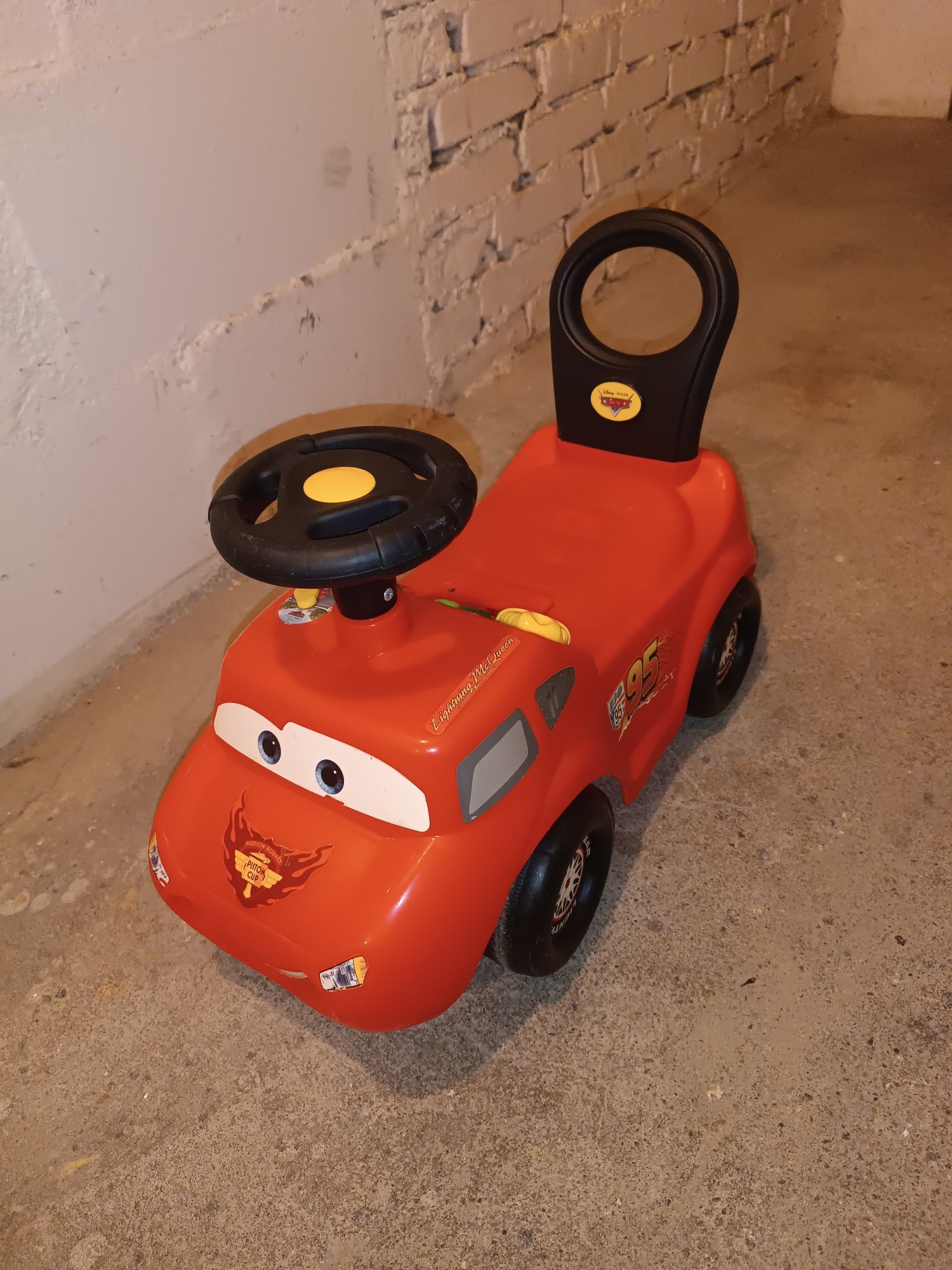 Auto Jeździk Zygzak Mcqueen