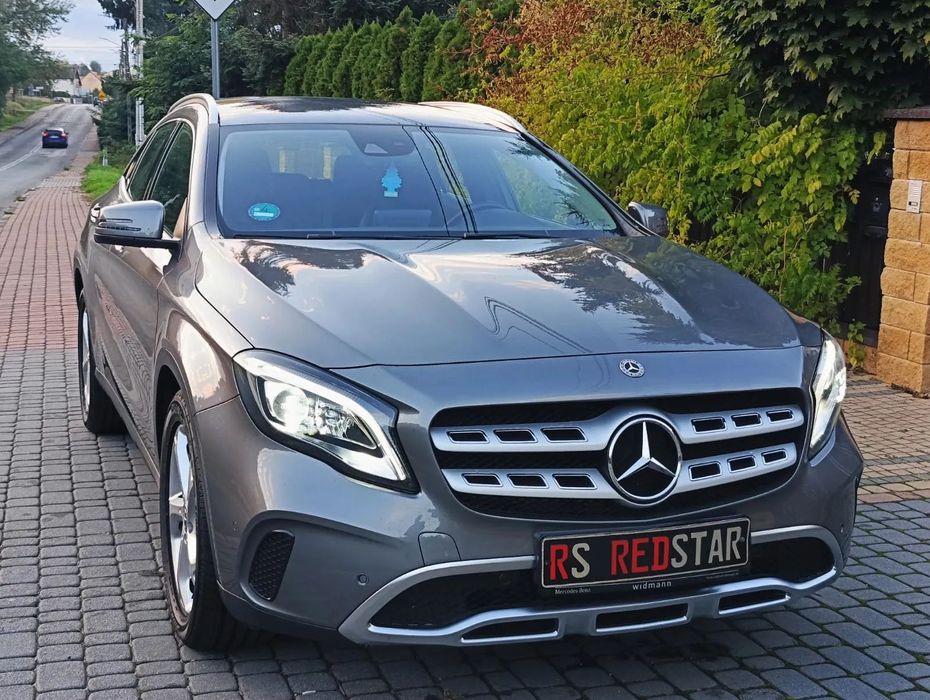 Mercedes-Benz GLA Piękny kolor * Wersja Europa * BEZWYPADKOWY * Extra Wygląd * Niemcy
