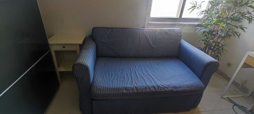 Sofá cama solteiro em bom estado