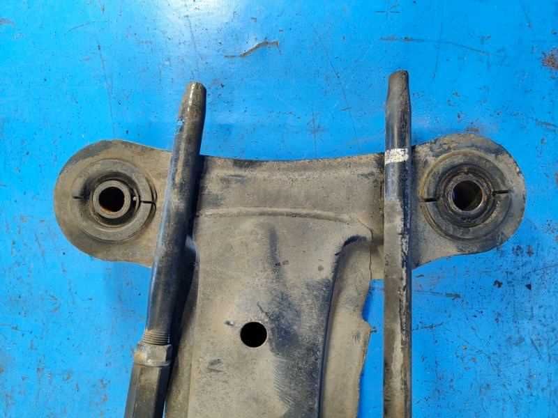 Rama Belka Sanki WÓZEK KOŁYSKA TYŁ  Toyota Camry 20 96-02