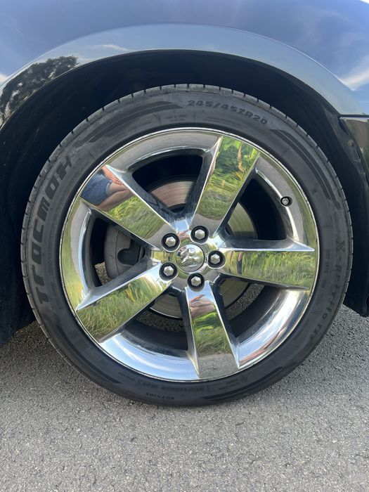 Dodge Charger 5.7 hemi