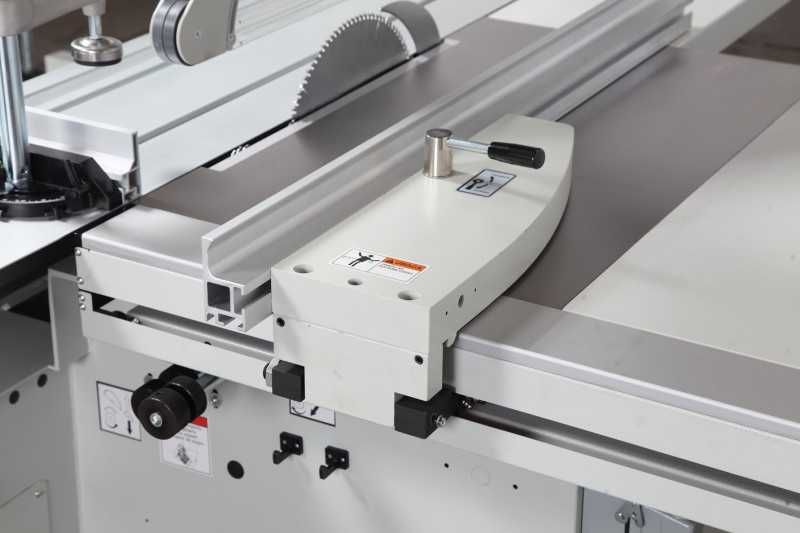 Piła formatowa CNC 1300mm formatówka pilarka tarczowa krajzega tarczów