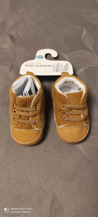 Buciki niechodki ocieplane rozmiar 17/18