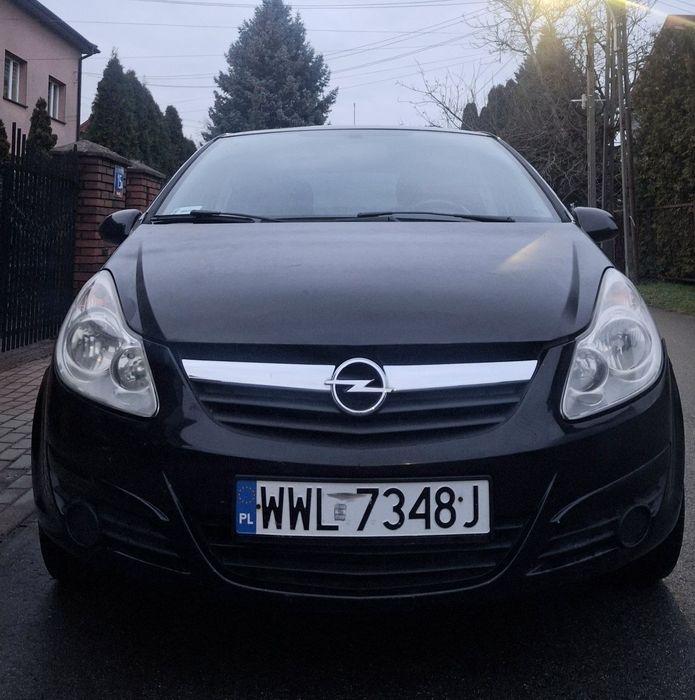 Opel Corsa D 2010 1.3d Ecoflex 5 Drzwi Hak Alusy