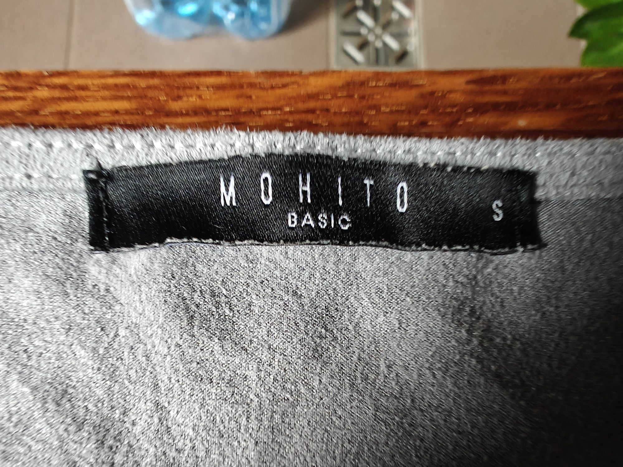 Szara bluzka Mohito S