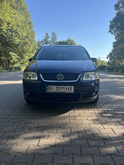 Продам Volkswagen Touran