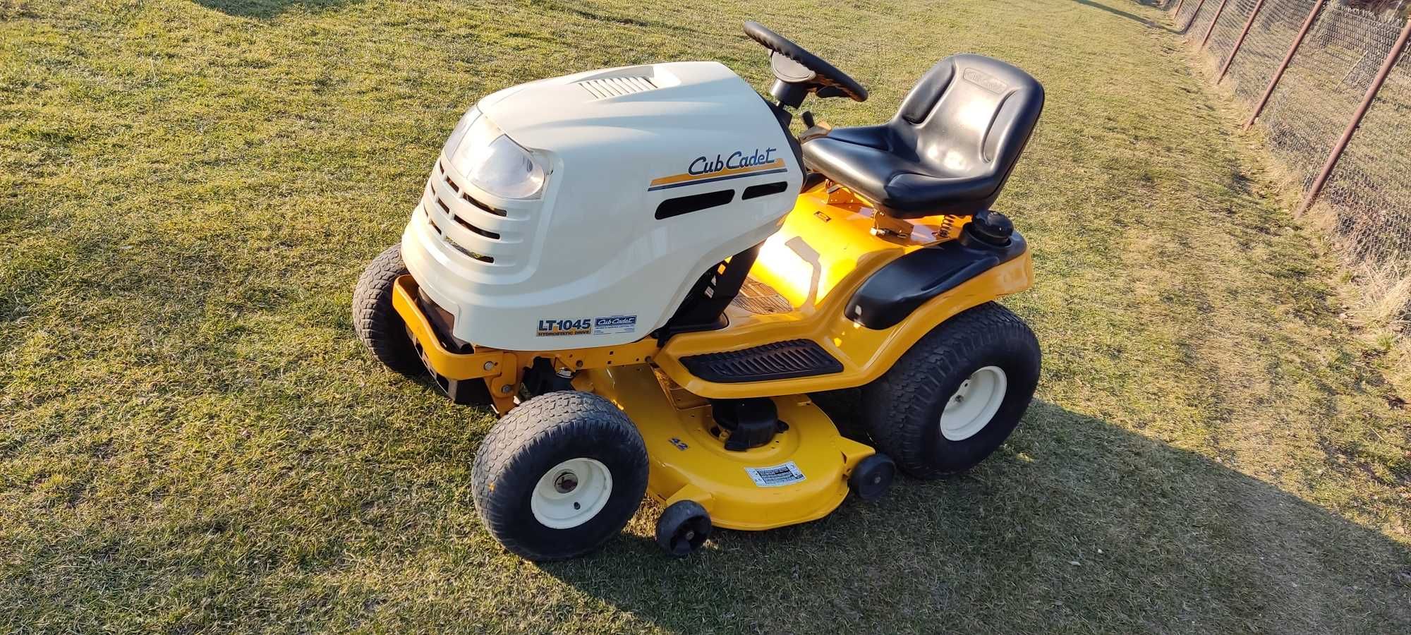 Traktorek kosiarka CUB CADET 24HP V-Twin Briggs Husqvarna John Craftsm