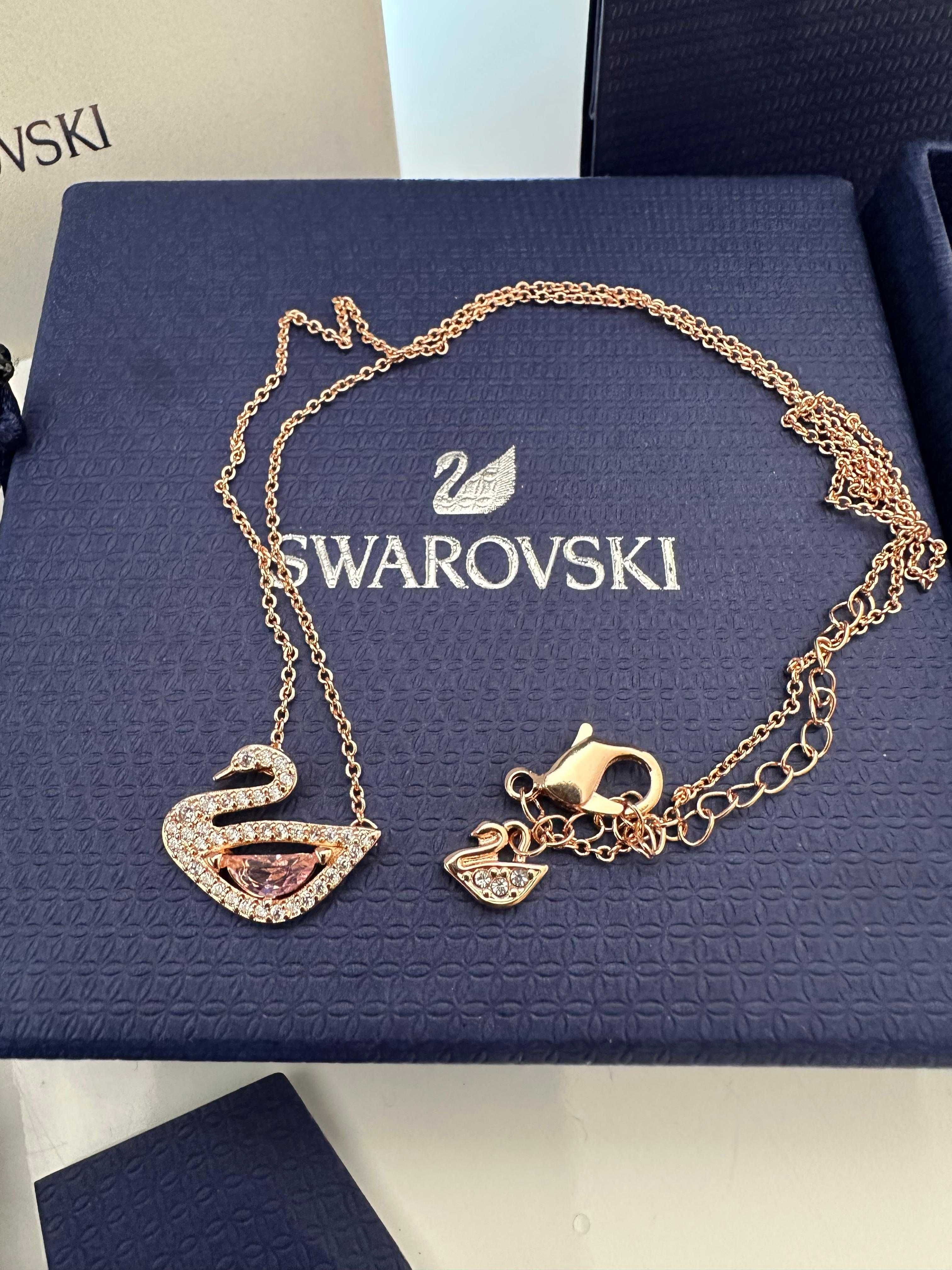 COLAR SWAROVSKI ROSE NOVO