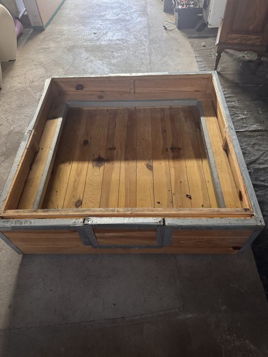 Caixa maternidade para cadelas