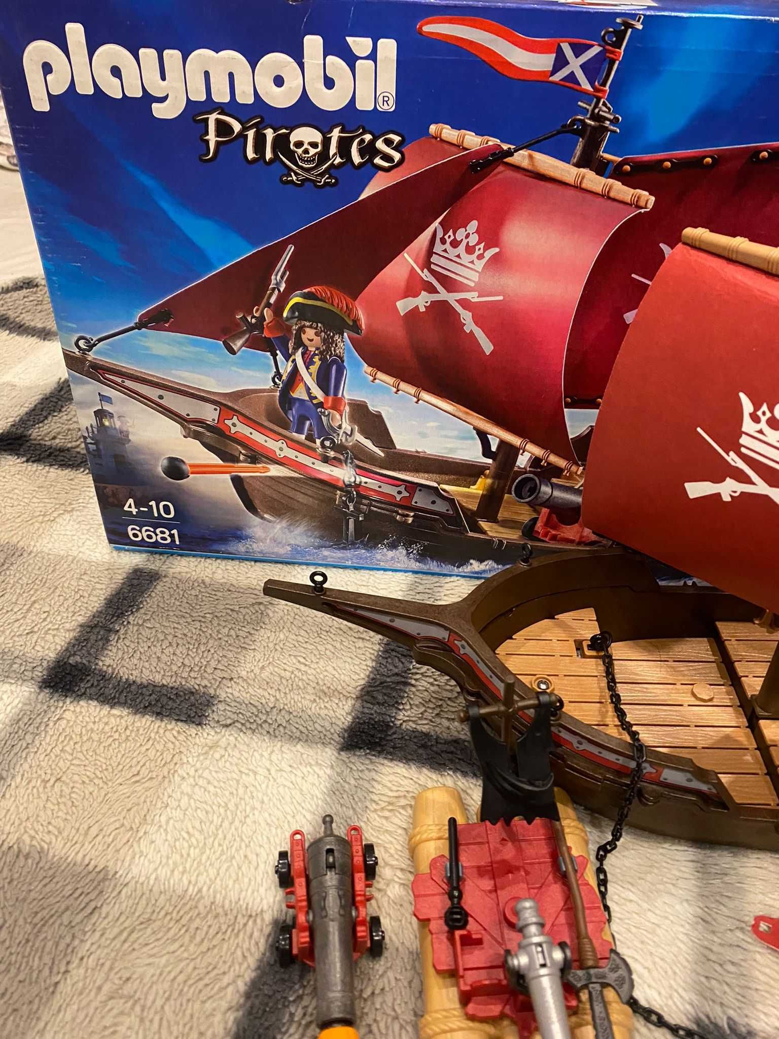 Playmobil Pirates 6681 + 8 Piratów Playmobil