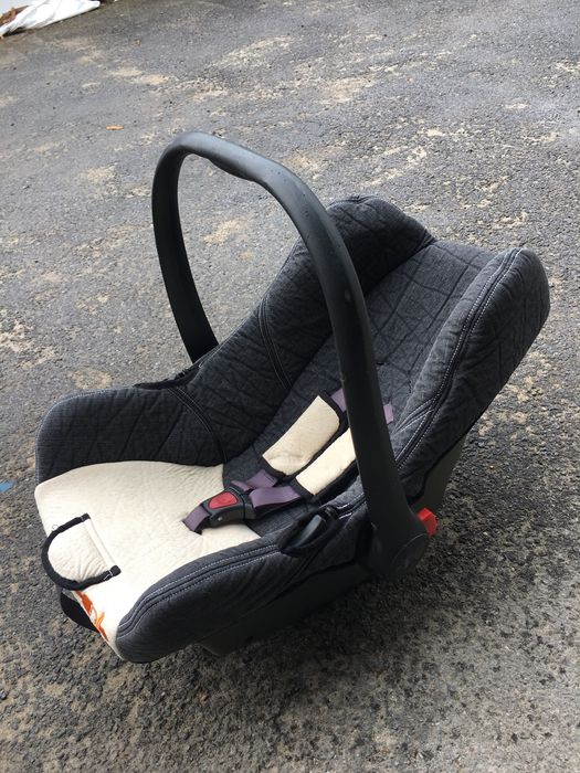 Дитяче автокрісло крісло для немовля