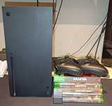 Xbox Series X 1TB + dysk 512GB + 2 pady + 5 gier